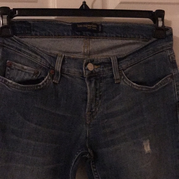 Original Levi’s super low distressed look jeans😊 - Picture 2 of 5